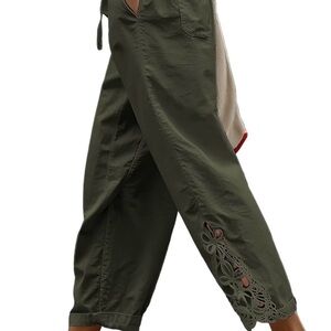 Elegant Lace Hem Cropped Linen Pants in Olive